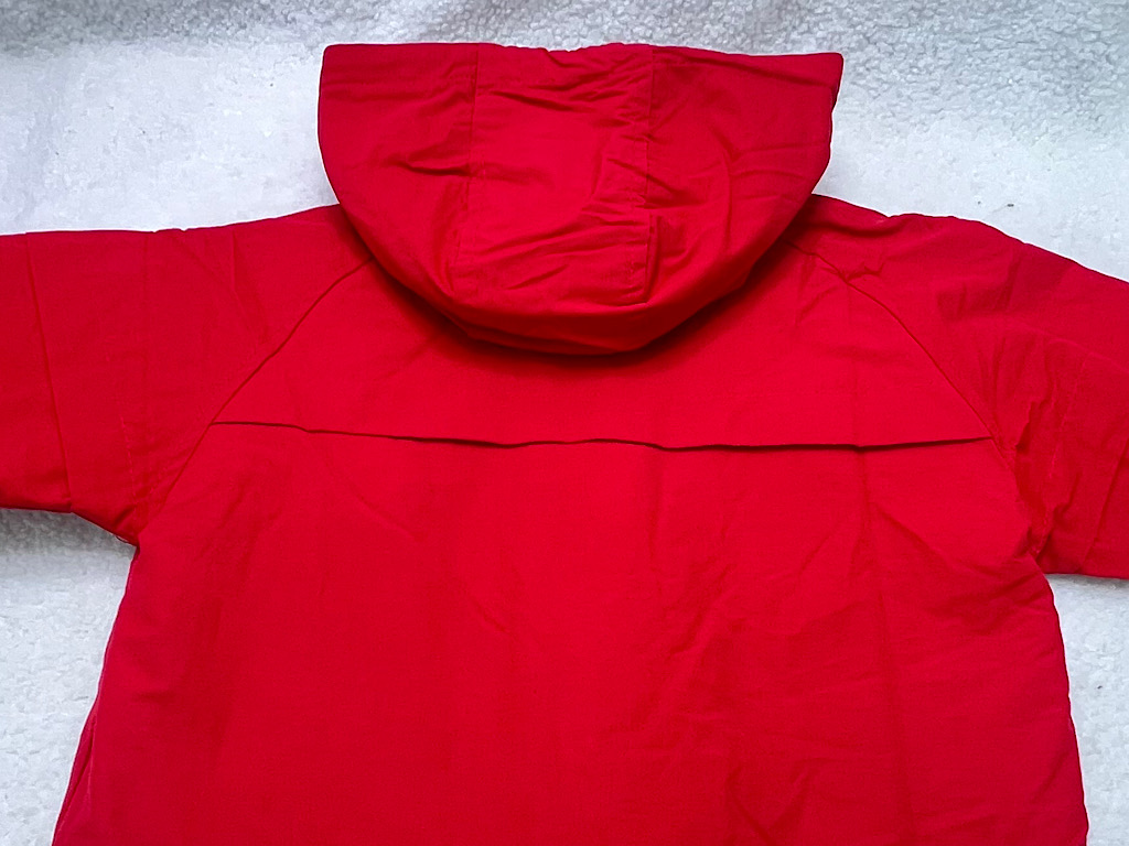 کاپشن کلاهدار  داخل مخمل پولیشی قرمز رنگ