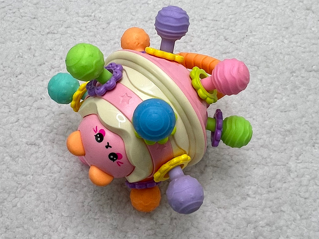 بیزی کیوب یا بیزی بال جغجغه ای دندانگیر طرح خرس لپ گلی