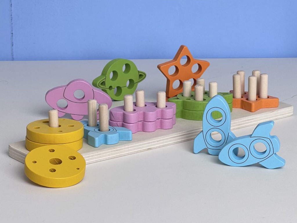 مونته سوری مستطیلی سه لایه با 5 ستون و اشکال فضایی