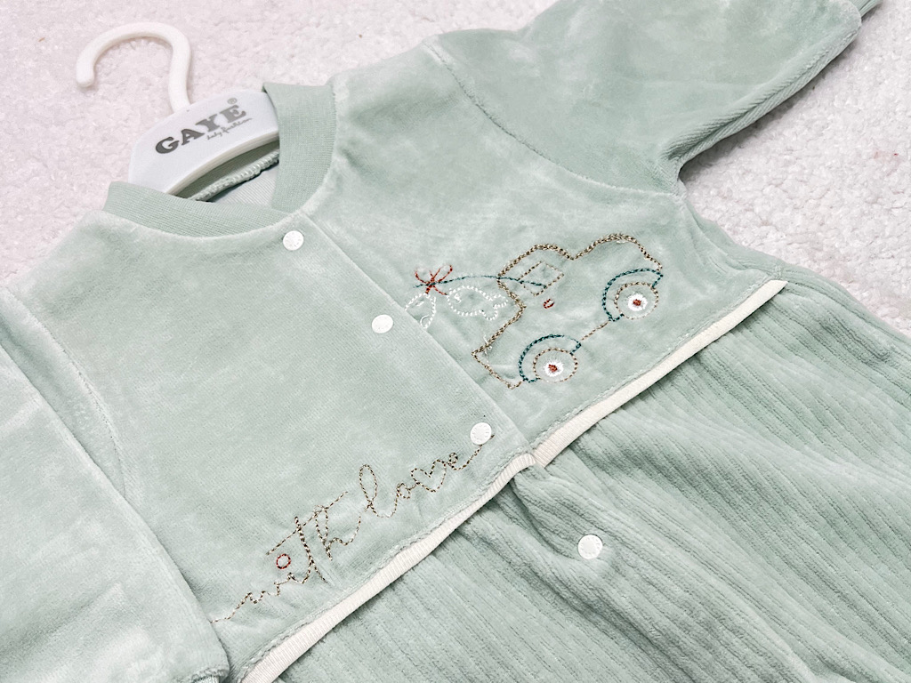 سرهمی جورابدار نوزادی طرح ماشین  g.a.y.e