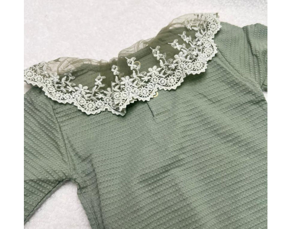 بادی آستین بلند نوزادی دخترانه رنگ سبز  یقه توری