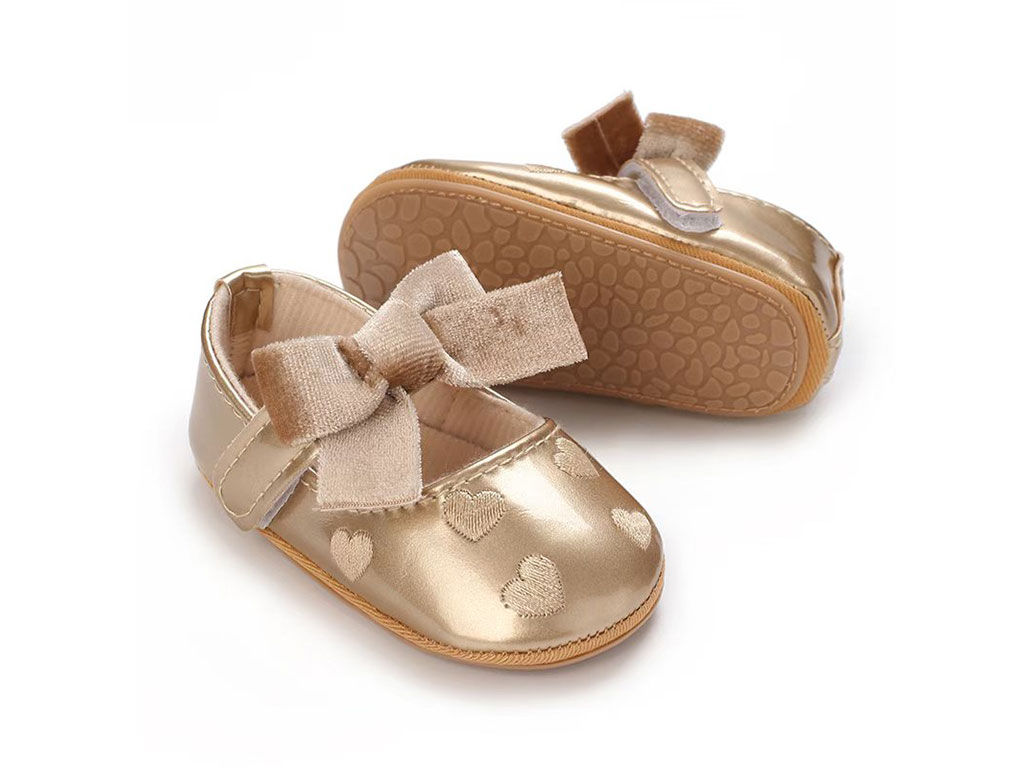 پاپوش نوزادی دخترانه طلایی رنگ طرح قلب و پاپیون