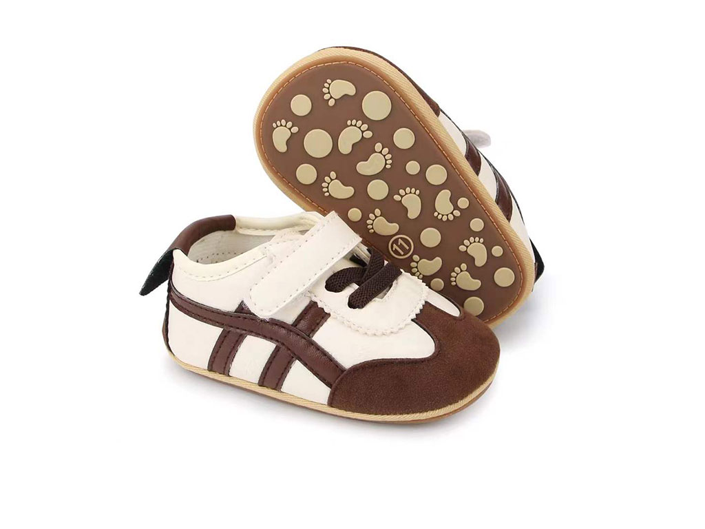 پاپوش استپ دار نوزادی رنگ شیری طرح خط دار قهوه ای