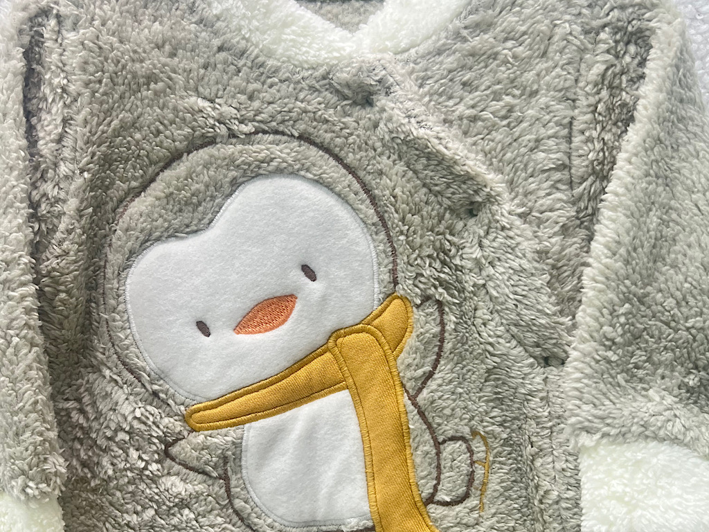 سرهمی جورابدار نوزادی طرح پنگوئن پولیشی فلکسی  FLEXI