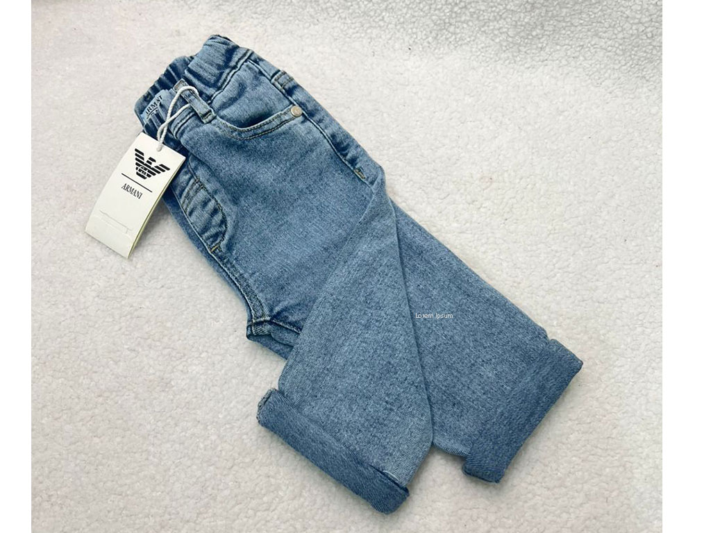 شلوار جین پسرانه مام استایل زاپ دار رنگ آبی روشن آرمانی بیبی armani baby