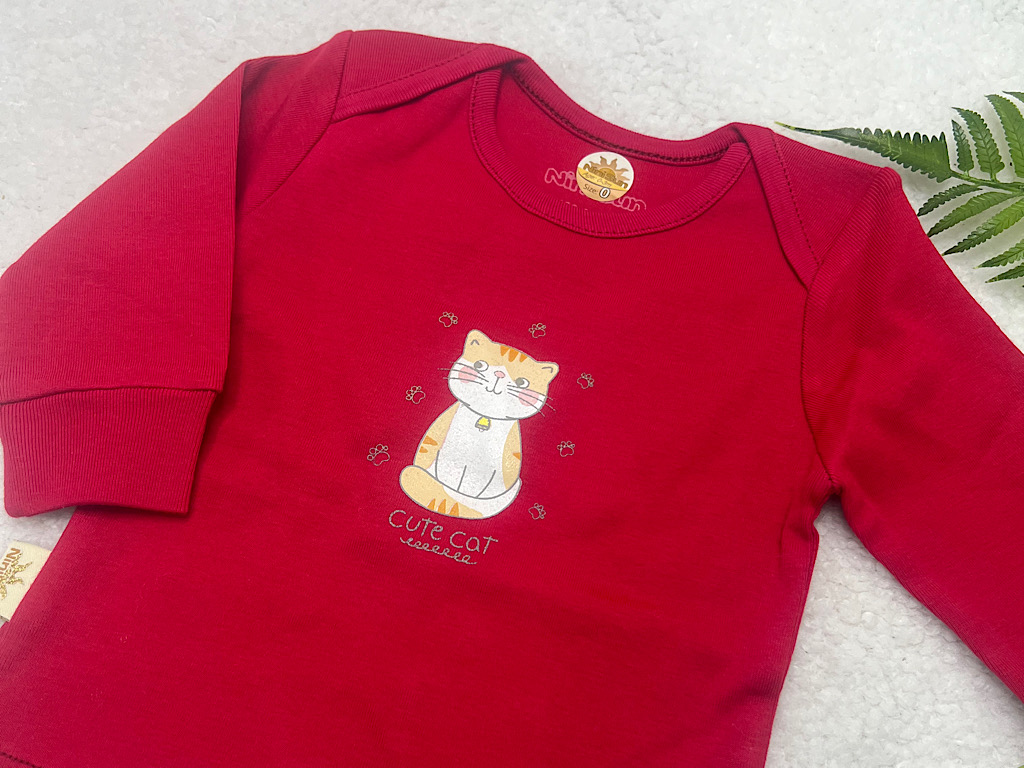 بلوز آستین بلند نوزادی طرح گربه تمشکی نی نی سان nini sun