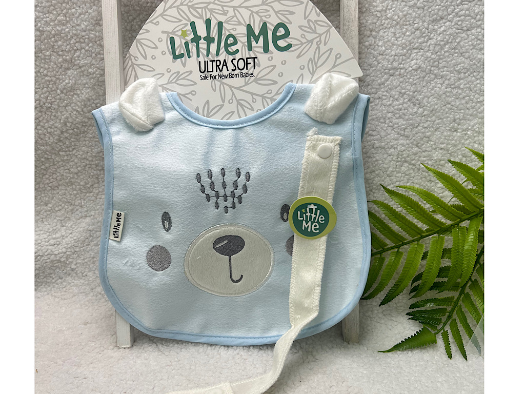 پیشبند نوزادی پسرانه با بند پستانک دکمه ای لیتل می little me