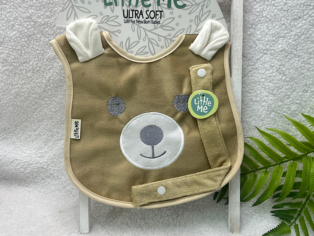 پیشبند نوزادی پسرانه با بند پستانک دکمه ای لیتل می little me