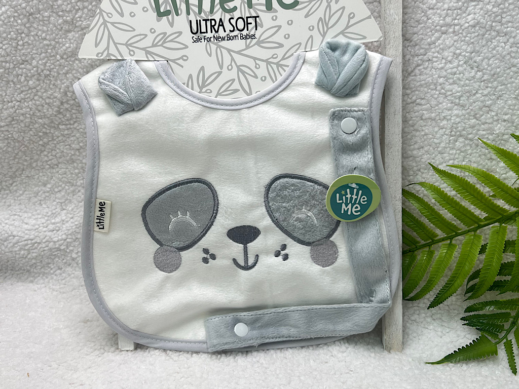 پیشبند نوزادی پسرانه با بند پستانک دکمه ای لیتل می little me