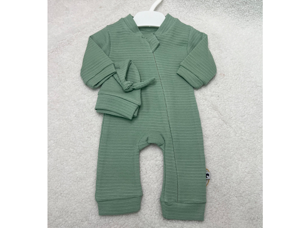 سرهمی نوزادی کلاه دار سبز رنگ کارامل caramell