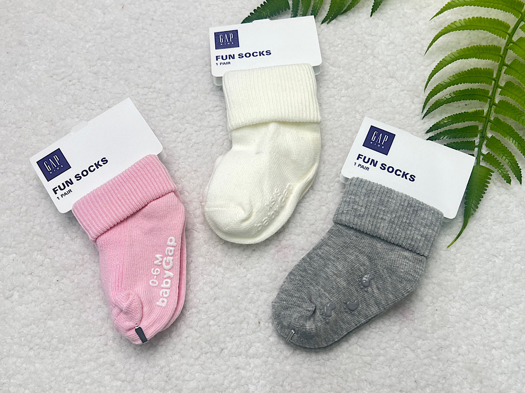 جوراب استپ دار 0-6  ماه GAP