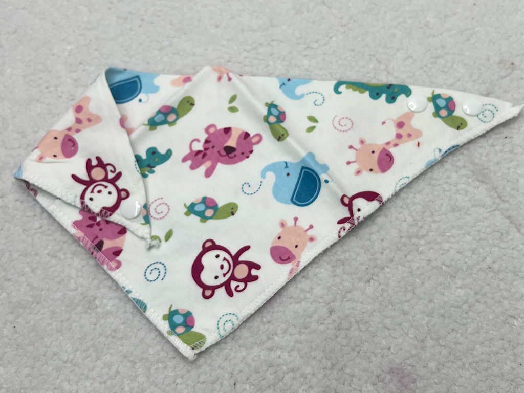 دستمال گردن نوزاد