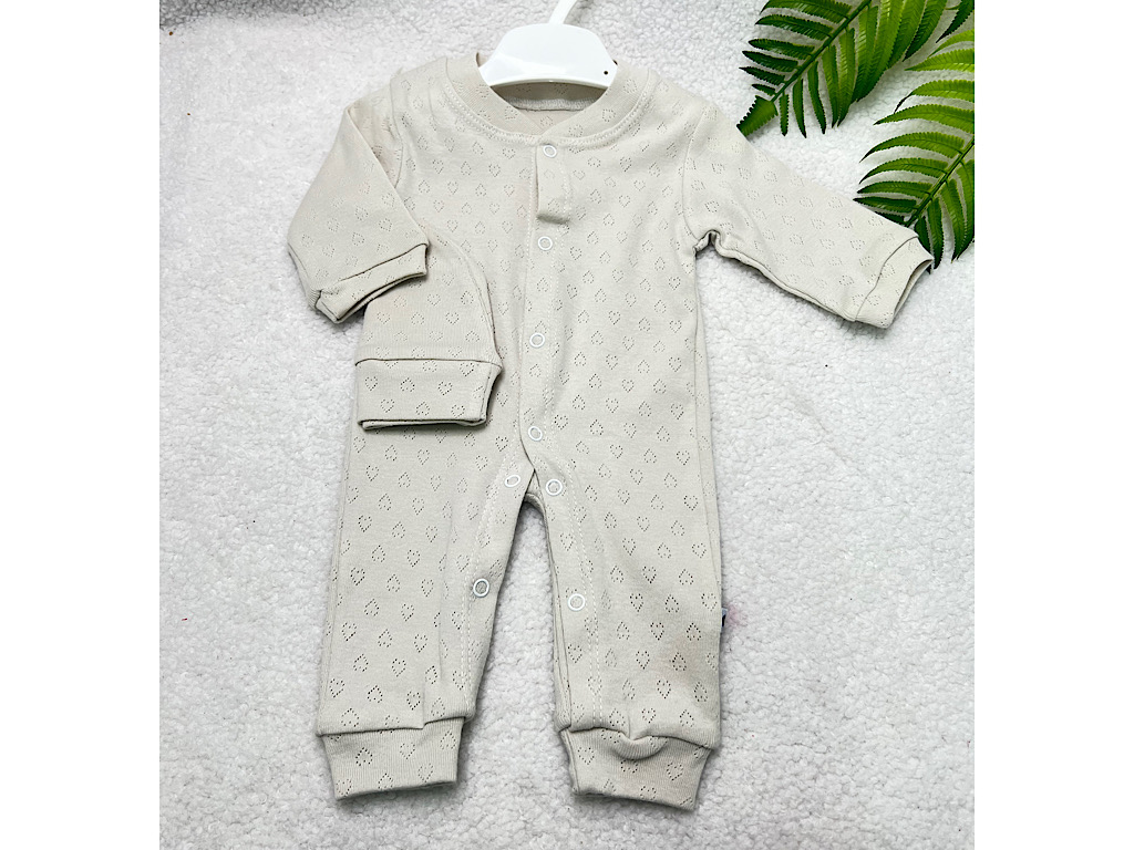 سرهمی نوزادی کلاه دار طرح قلب سوزنی استخوانی  رنگ کارامل caramell