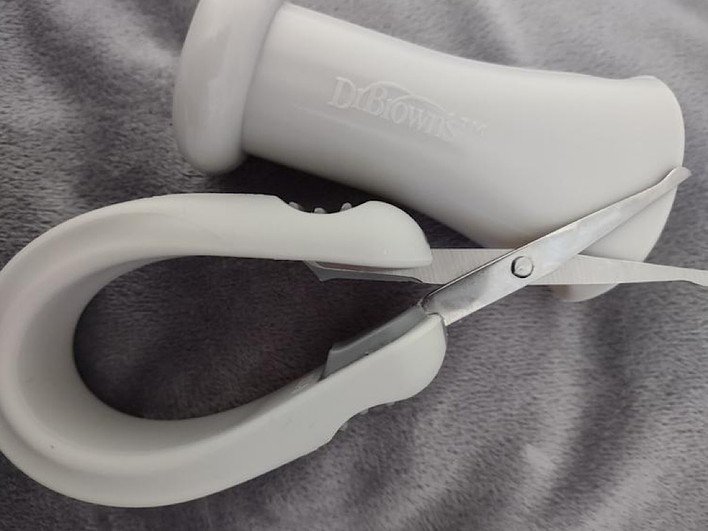 قیچی ناخن گیر  در پوش دار دکتر براون Dr Browns