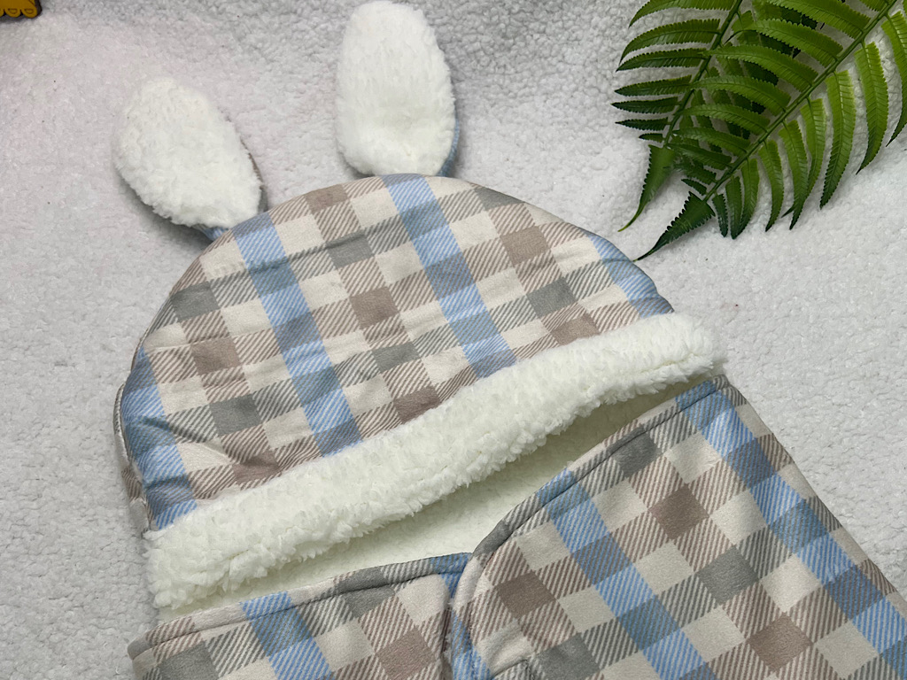 قنداق فرنگی  موهر داخل پولیشی