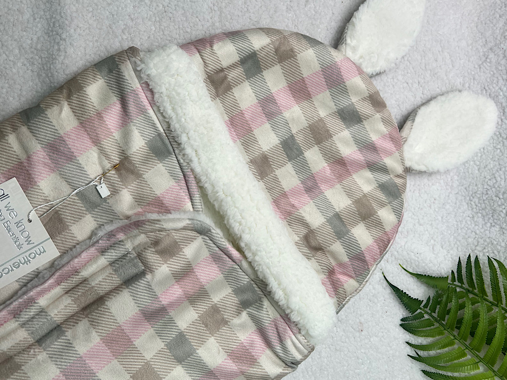 قنداق فرنگی  موهر داخل پولیشی