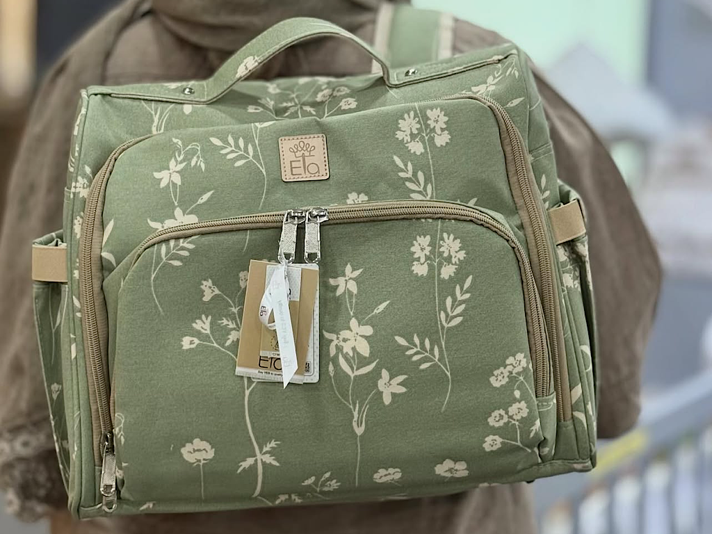 کوله پشتی و ساک لوازم ۳ کاره یونا گلدار سبز الا  ELA