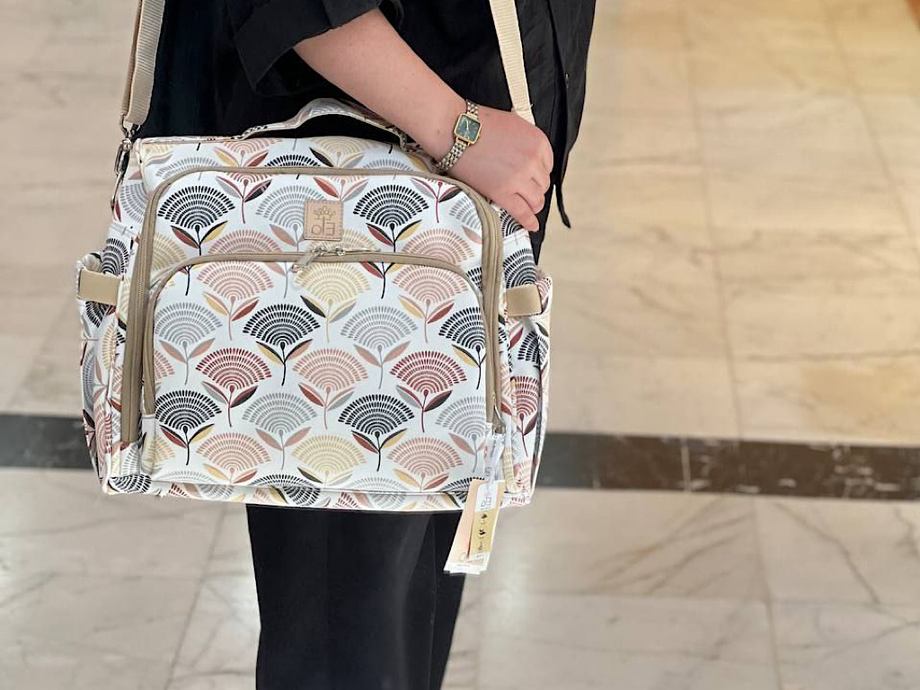 کوله پشتی و ساک لوازم ۳ کاره یونا قاصدک آجری الا  ELA