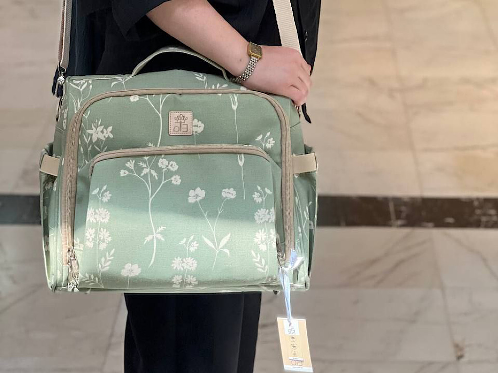 کوله پشتی و ساک لوازم ۳ کاره یونا گلدار سبز الا  ELA