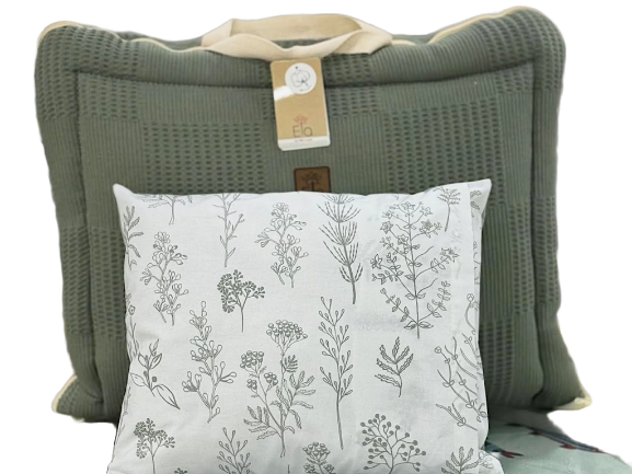 سرویس خواب دم دستی مسافرتی نوزادی مجموعه 3 عددی تشک، لحاف و بالشت با بسته بندی کیفی طرح نبات سبز الا ELA