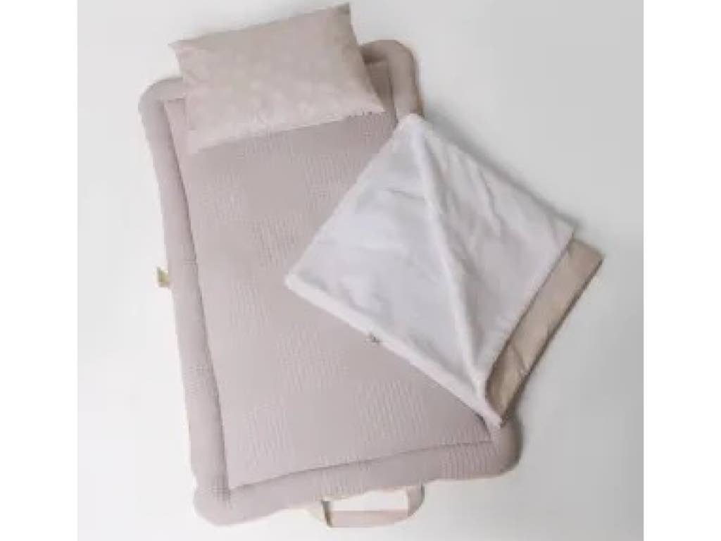 سرویس خواب دم دستی مسافرتی نوزادی مجموعه 3 عددی تشک، لحاف و بالشت با بسته بندی کیفی طرح رنگین کمان نسکافه ای الا ELA