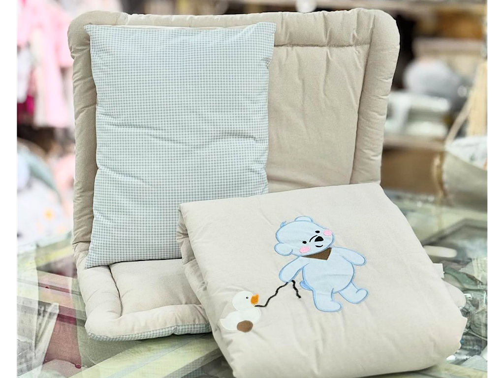 سرویس خواب دم دستی مسافرتی نوزادی(سایز 2)مجموعه 3 عددی تشک، لحاف و بالشت طرح خرس آبی الا ELA