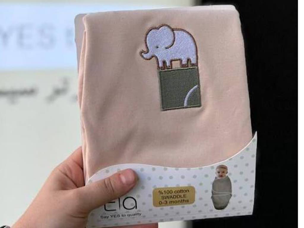 قنداق چسبی پنبه ای طرح فیل نسکافه ای روشن الا ELA