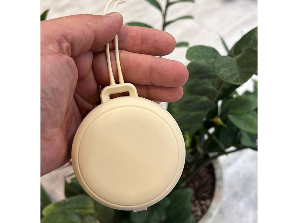 قاب پستانک نوزادی گرد بند دار