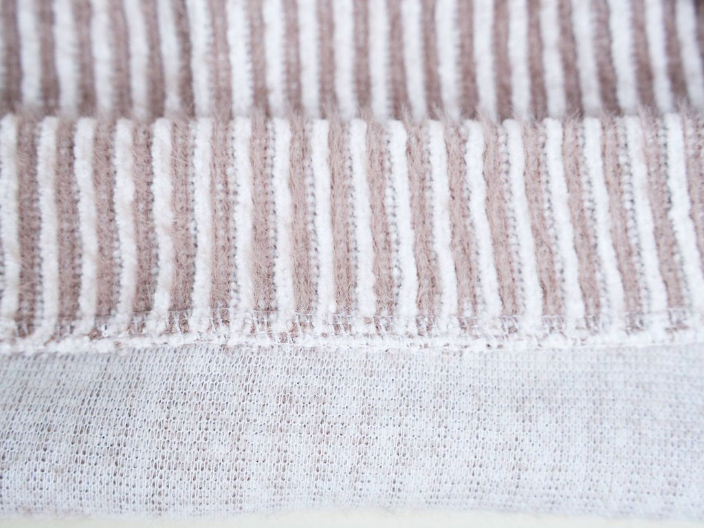 بلوز  موهر میله ای دخترانه نسکافه ای رنگ بشیر