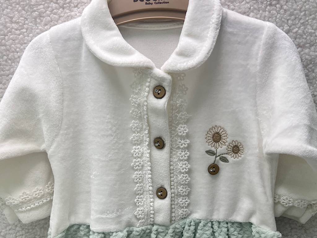 سرهمی جورابدار  مخمل گلدوزی  نوزادی  سبز و  شیری رنگ  دخترانه  بب لینا BEBELINNA