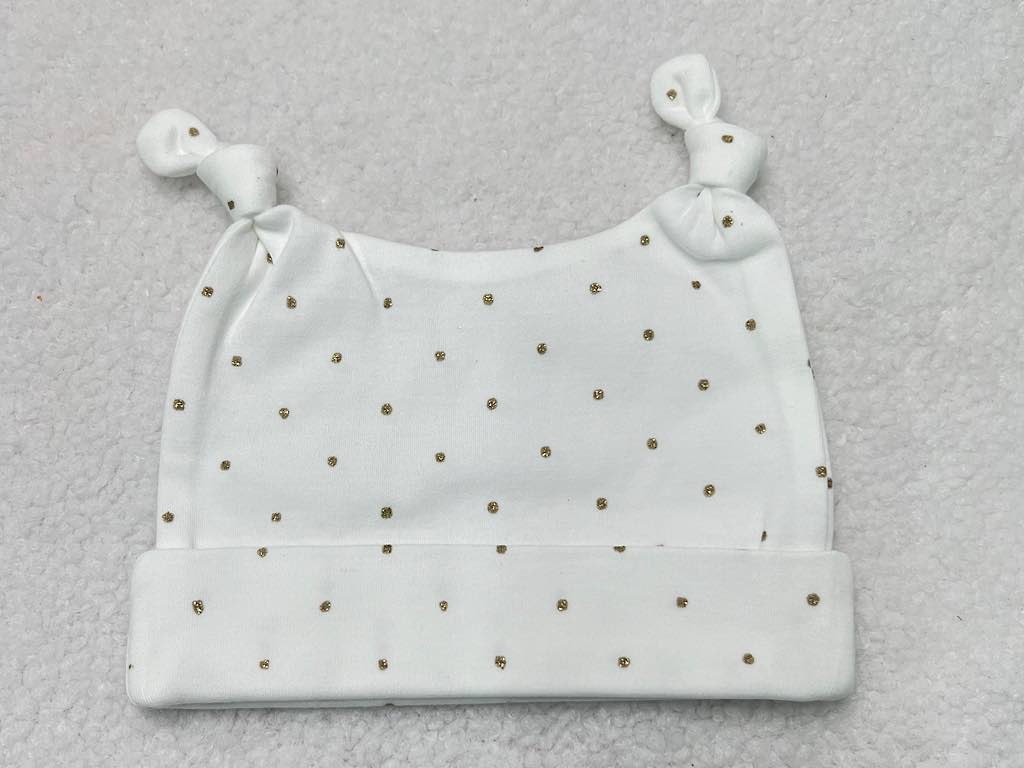 کلاه  دو گوش نوزادی دخترانه رنگ شیری طرح لیتل فاکس پاریز Pariz