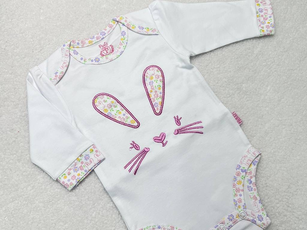 بادی آستین بلند نوزادی دخترانه مدل Happy bunny پاریز Pariz