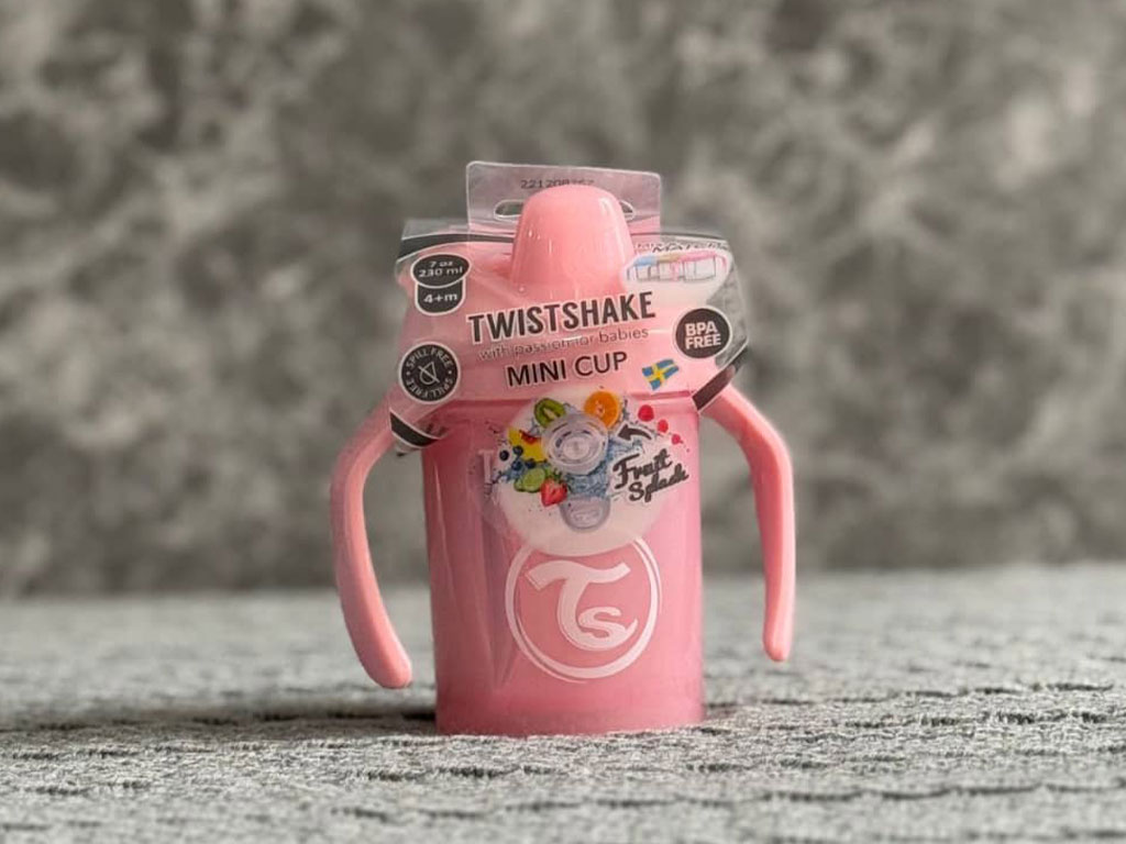 لیوان و آبمیوه خوری دسته دار حجم 230 میلی لیتر TWISTSHAKE