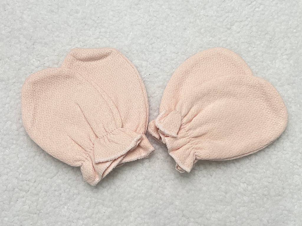 دستکش نوزادی دخترانه رنگ صورتی طرح رافائلا نیلی nili