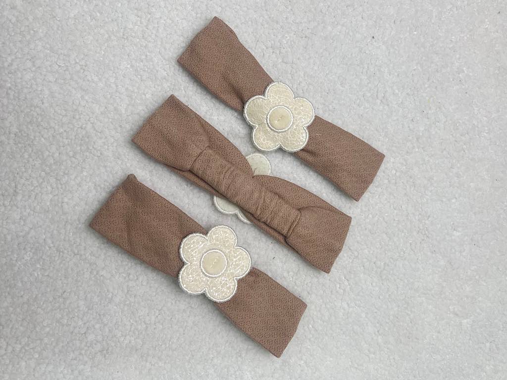 هدبند نوزادی طرح رافئلا نیلی nili