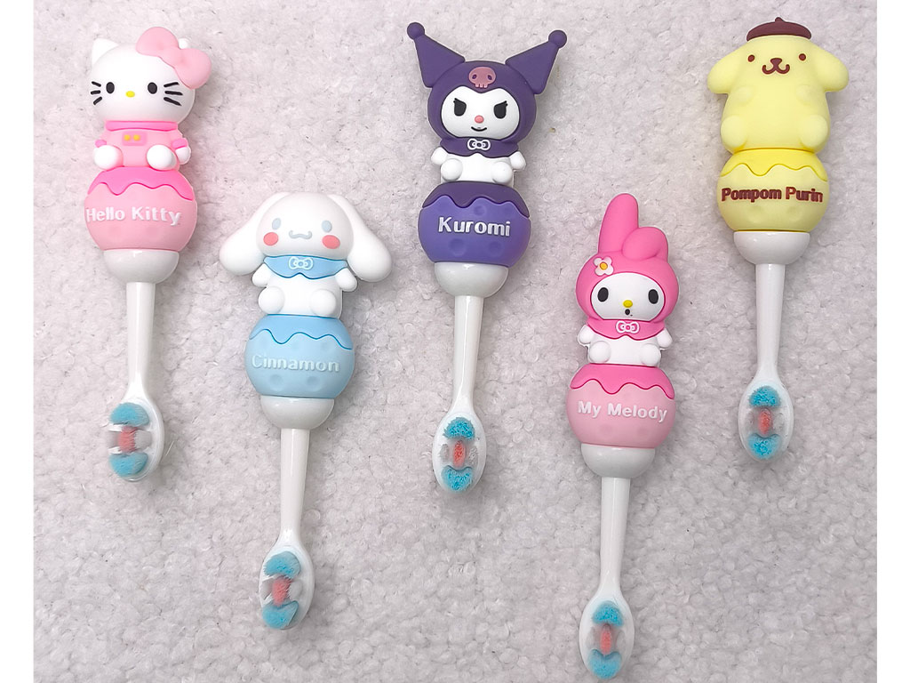 مسواک سیلیکونی عروسکی کودک دارای قاب طرح کرومی و دوستان