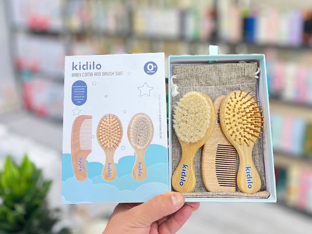 ست شانه و برس چوبی سه عددی  نوزادی kidilo