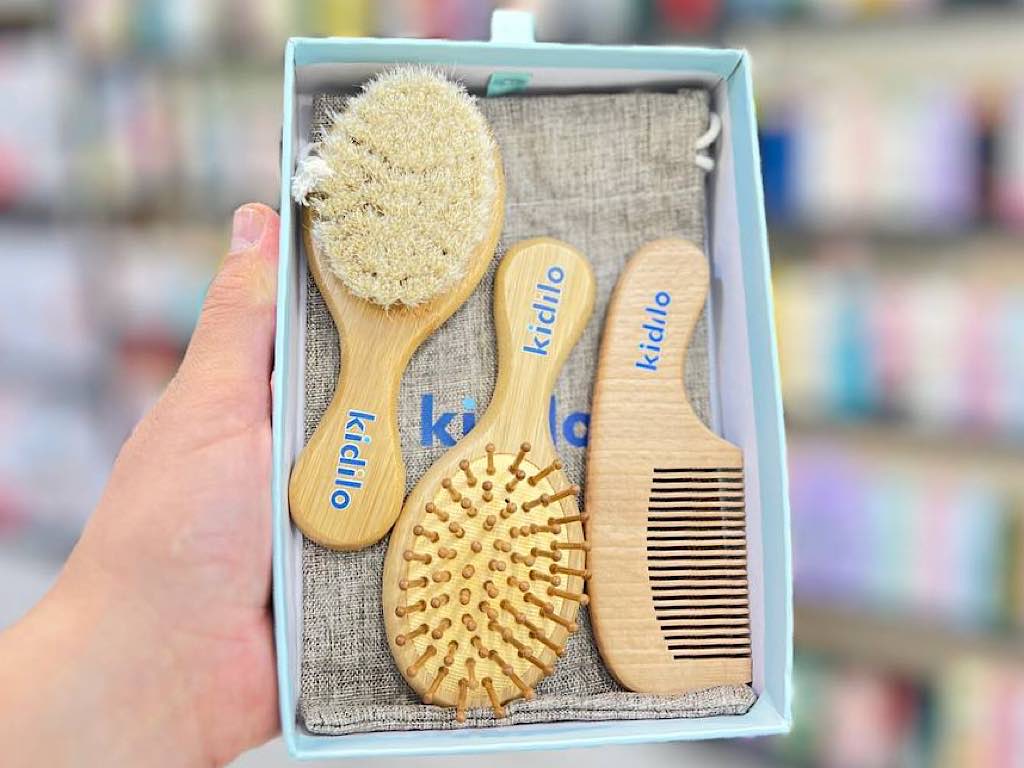 ست شانه و برس چوبی سه عددی  نوزادی kidilo