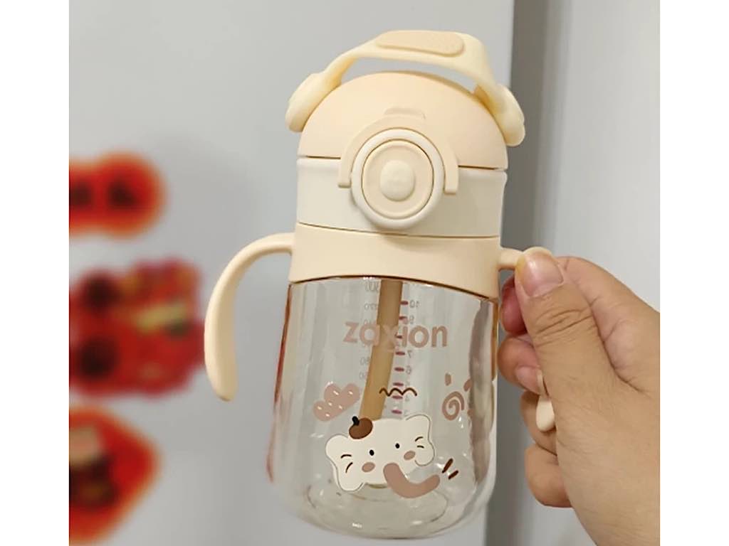 لیوان نی دار دارای دسته  حجم 250 میل rovco