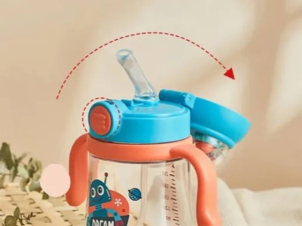 لیوان نی دار و دکمه ای نوزادی آنتی کولیک مدل جغجغه ای 260ml با سری نی یدک رووکو rovco