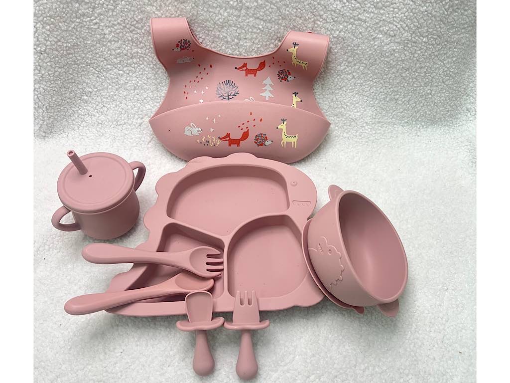 ست ظرف غذا سیلیکونی 9 تکه طرح دایناسور