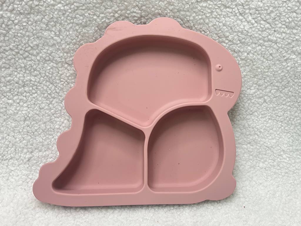 ست ظرف غذا سیلیکونی 9 تکه طرح دایناسور