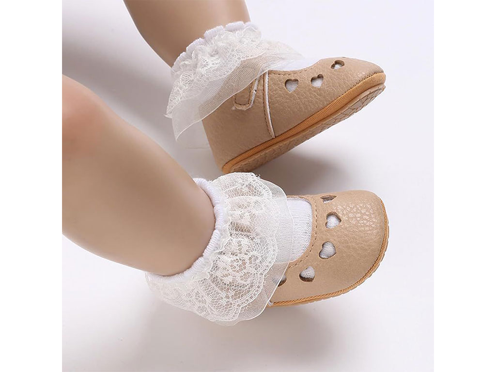 پاپوش نسکافه ای رنگ استپ دار نوزادی دخترانه طرح قلب