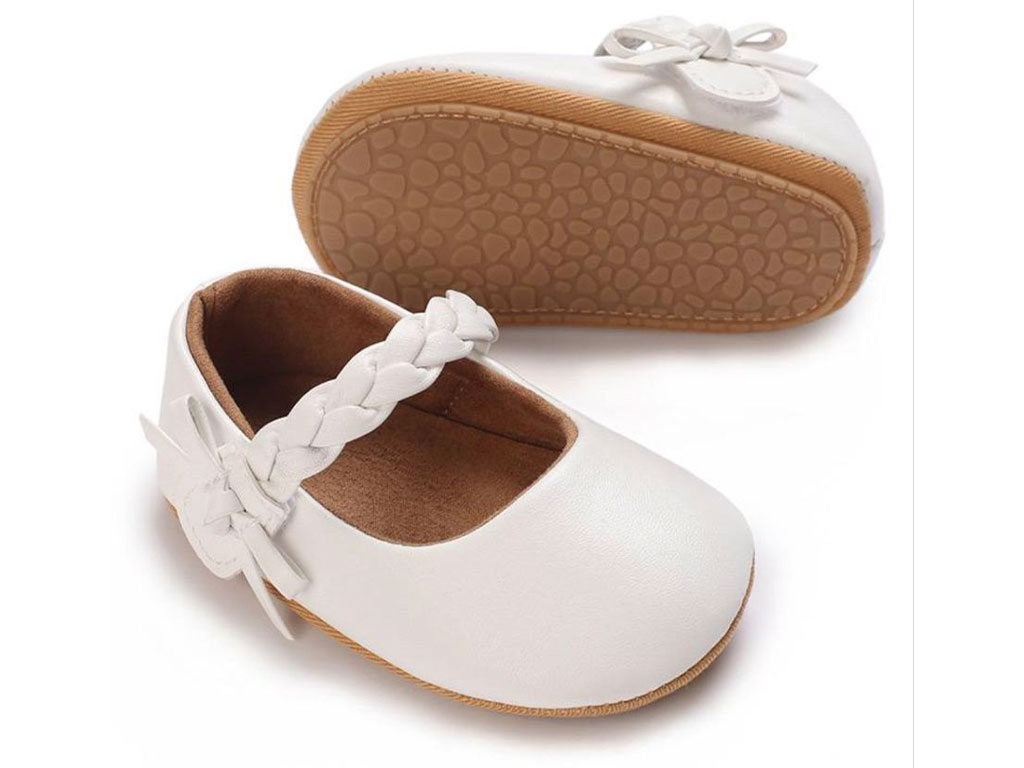 پاپوش نوزادی دخترانه سفید رنگ طرح بند بافت