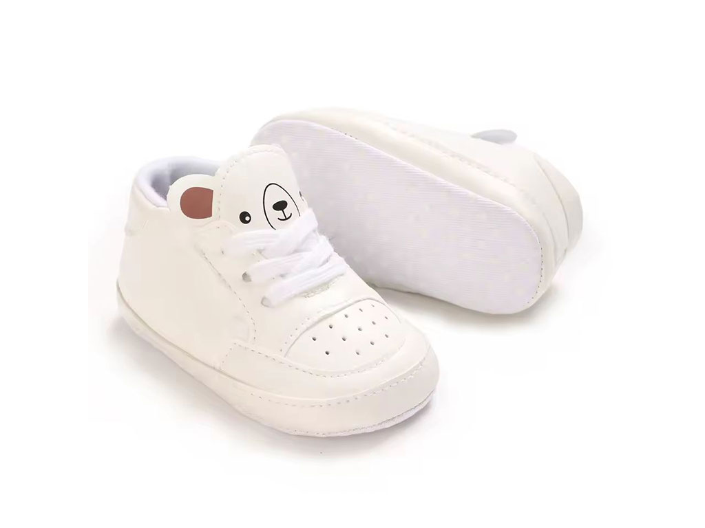 پاپوش استپ دار نوزادی سفید رنگ طرح خرس