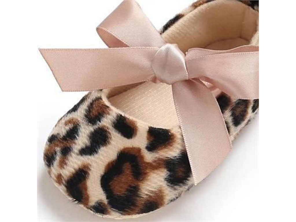 پاپوش استپ پلنگی نوزادی دخترانه طرح پاپیون