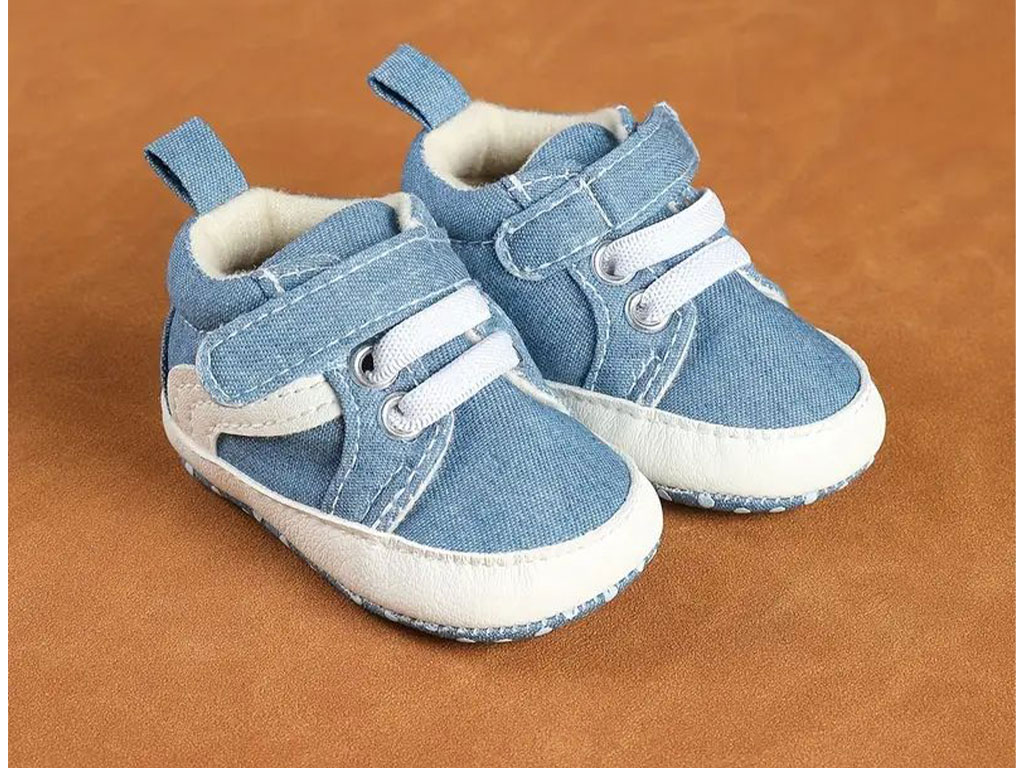 پاپوش استپ دار نوزادی طرح ونس جین