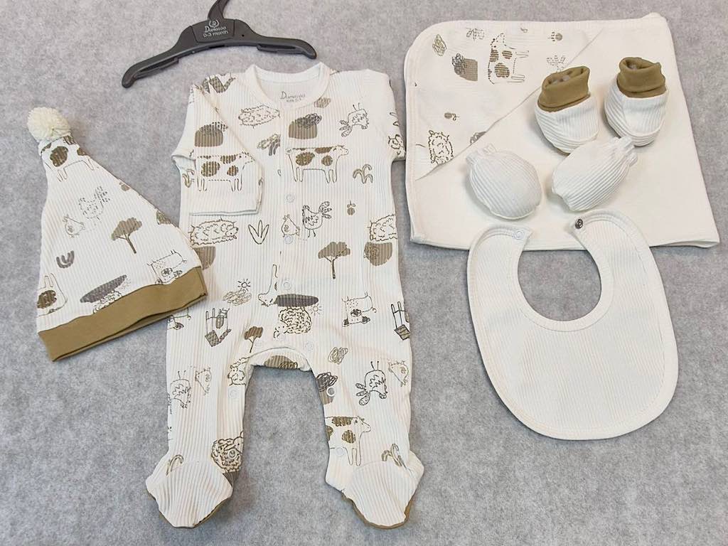 ست بیمارستانی 7 تکه طرح کلبه حیوانات دانالو danaloo