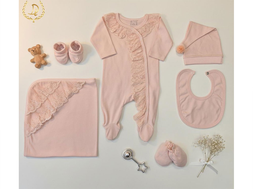 ست بیمارستانی 7 تکه طرح  snow white گلبهی رنگ دانالو danaloo