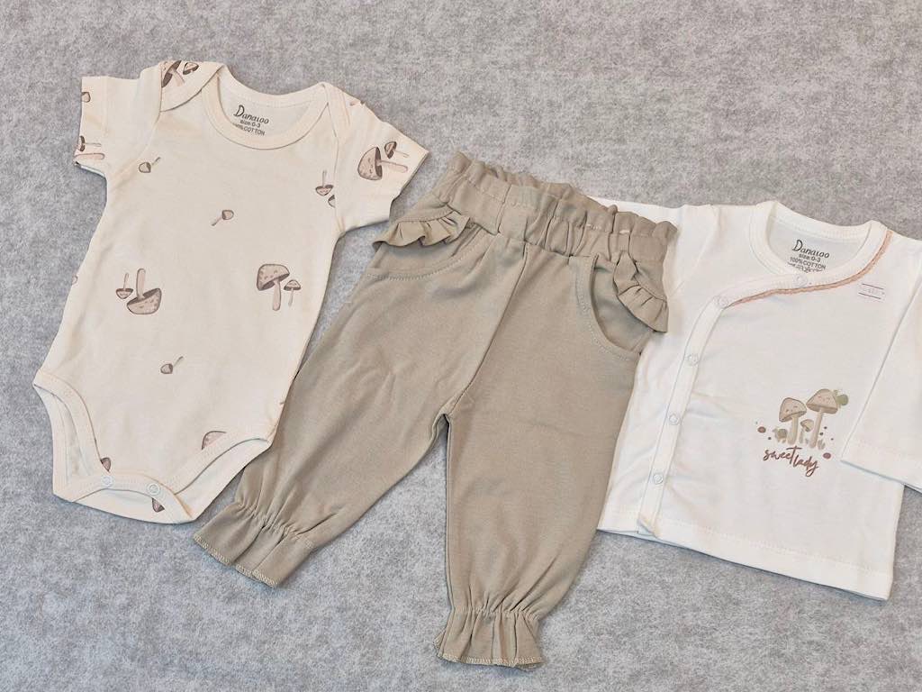 ست 3 تکه بیمارستانی نوزادی با طرح قارچ دانالو Danaloo